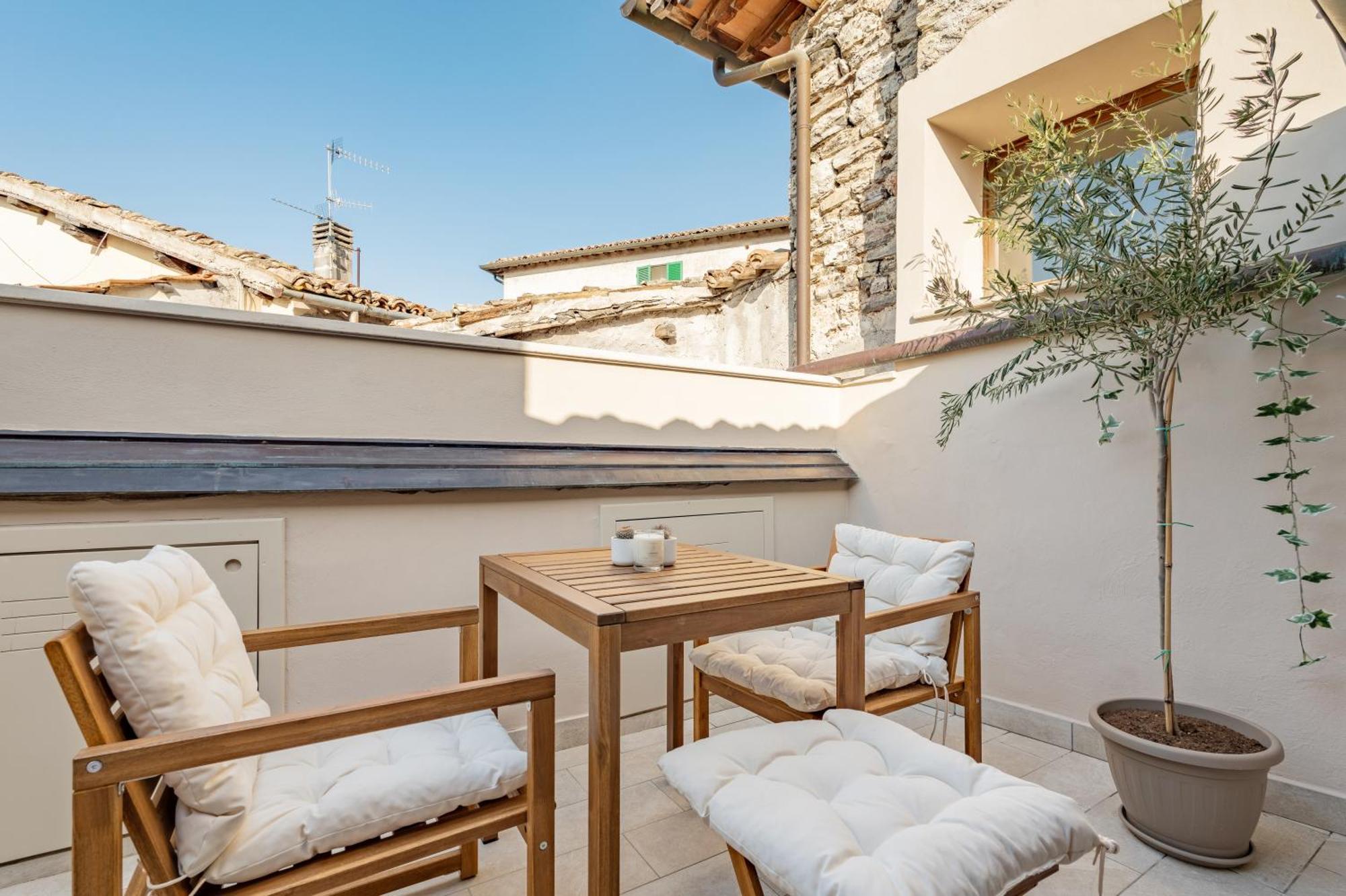 A Casa Di Nadia Apartment Spoleto Zewnętrze zdjęcie